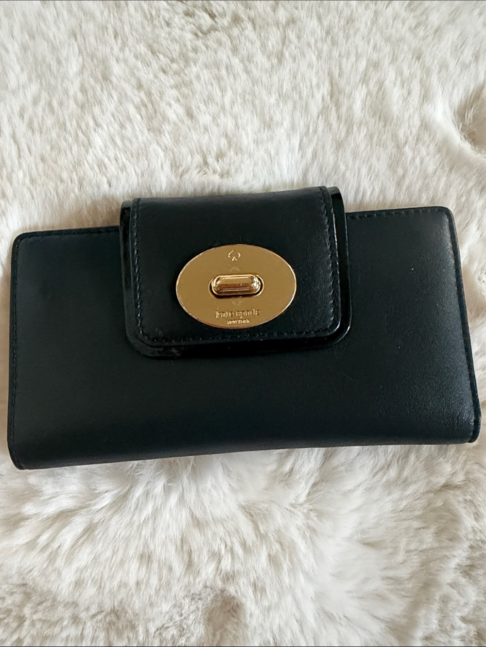 Kate Spade Hampton Road Stacy Turnlock Wallet